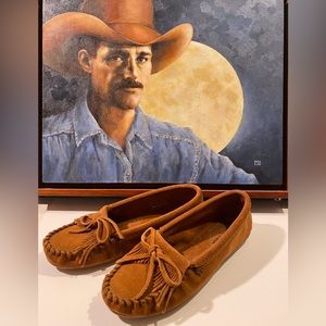 Minnetonka comfy rusty brown suede moccasins